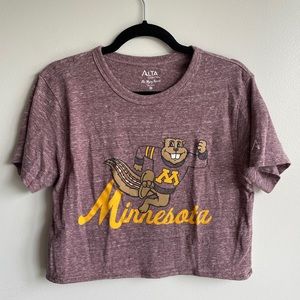 Women’s U Of M Gophers Short Sleeved Cropped Tee